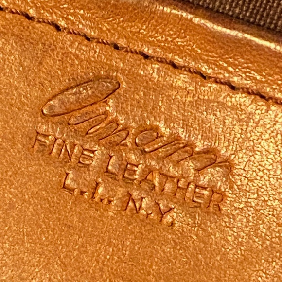 70s/80s I Old Brown Fine Leather Shoulder Bag I Long Island, NY - Picture 15 of 16